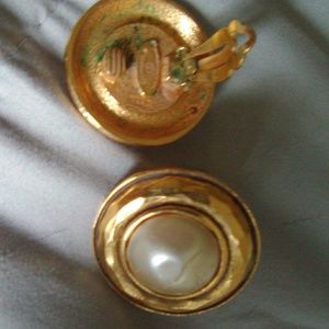 Chanel pearl and gold